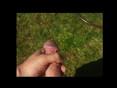 ❤️ Vruća zgodnica jebe svoju ružičastu macu i svršava špricom u ljetnom vrtu ️ Porno na hr.xxxner.ru