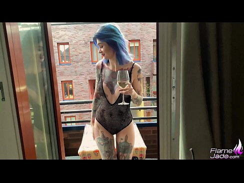 ❤️ Sjajna djevojka siše s gutljajem i strastveno jebe pod otvorenim nebom ️ Porno na hr.xxxner.ru